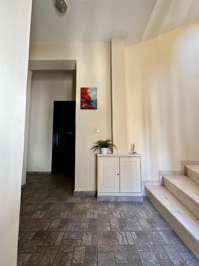 Cozy Apartments Mc Queen Atenas Exterior foto