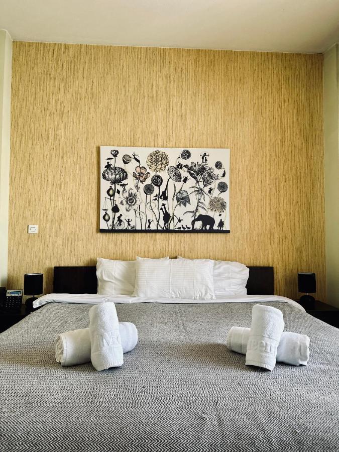 Cozy Apartments Mc Queen Atenas Exterior foto