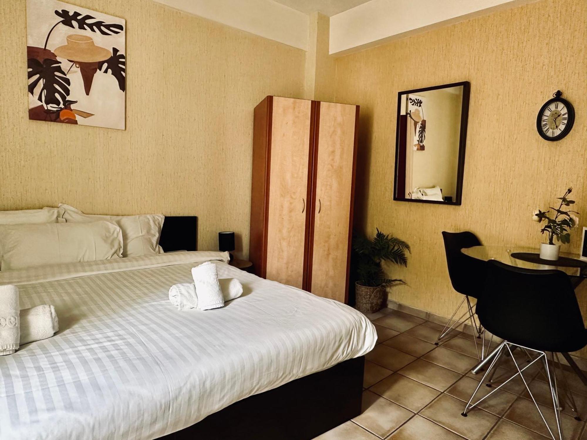 Cozy Apartments Mc Queen Atenas Exterior foto