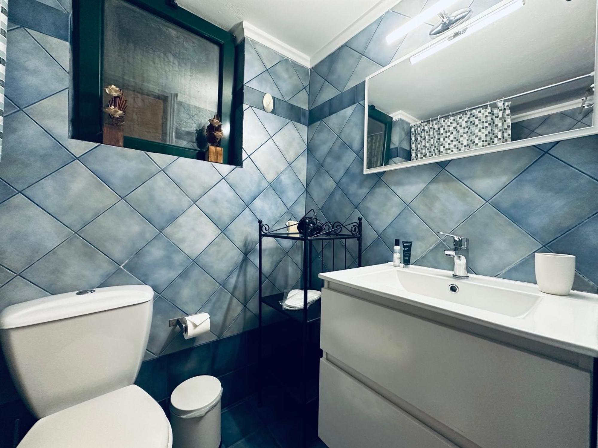Cozy Apartments Mc Queen Atenas Exterior foto